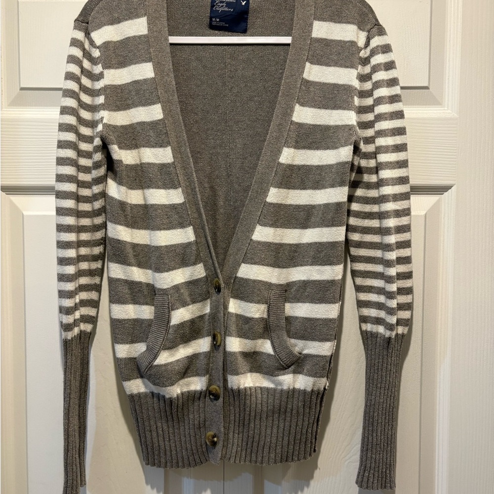 American Eagle Outfitters Gray Knit striped cardigan Sweater size M